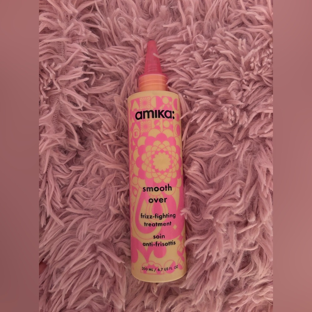 NEW Amika Smooth Over Frizz-Fighting Treatment - Yellow and Pink